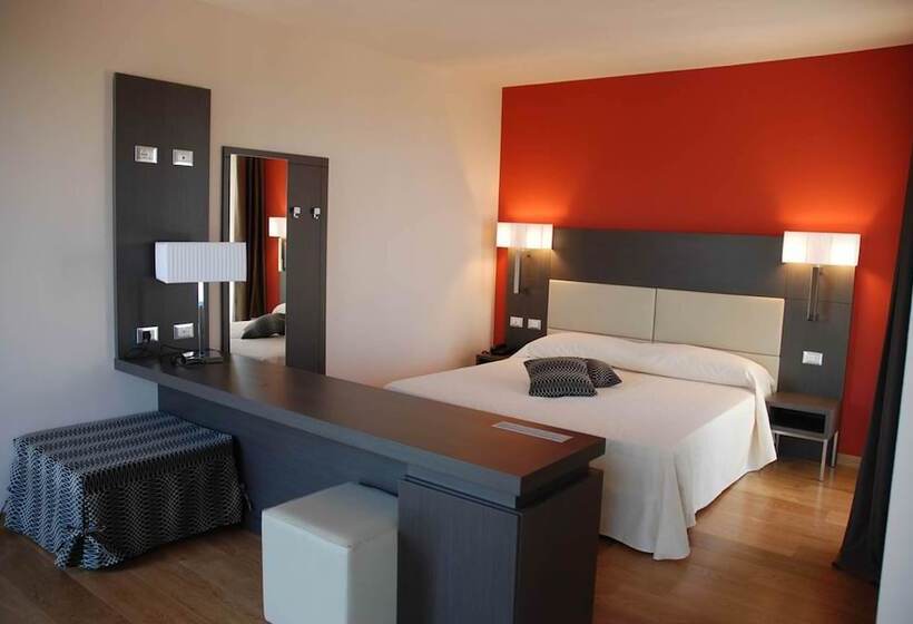 Люкс, Zen Hotel Versilia