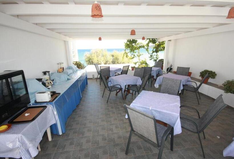 Estúdio Familiar, Cyclades Beach