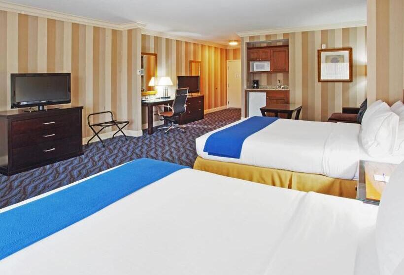 스위트, Holiday Inn Express Hotel & Suites Santa Cruz, An Ihg