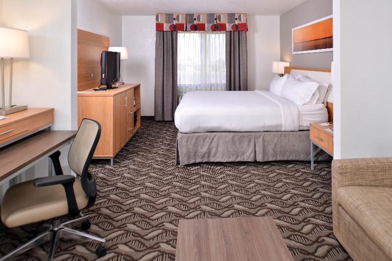 Стандартный Номер Кровать Кинг, Holiday Inn Express Hotel & Suites Lonoke I 40, An Ihg