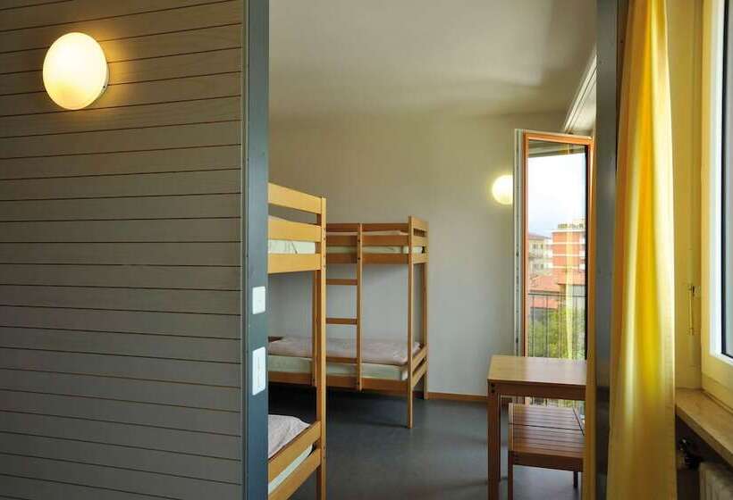 اتاق استاندارد چهار تخته, Locarno Youth Hostel