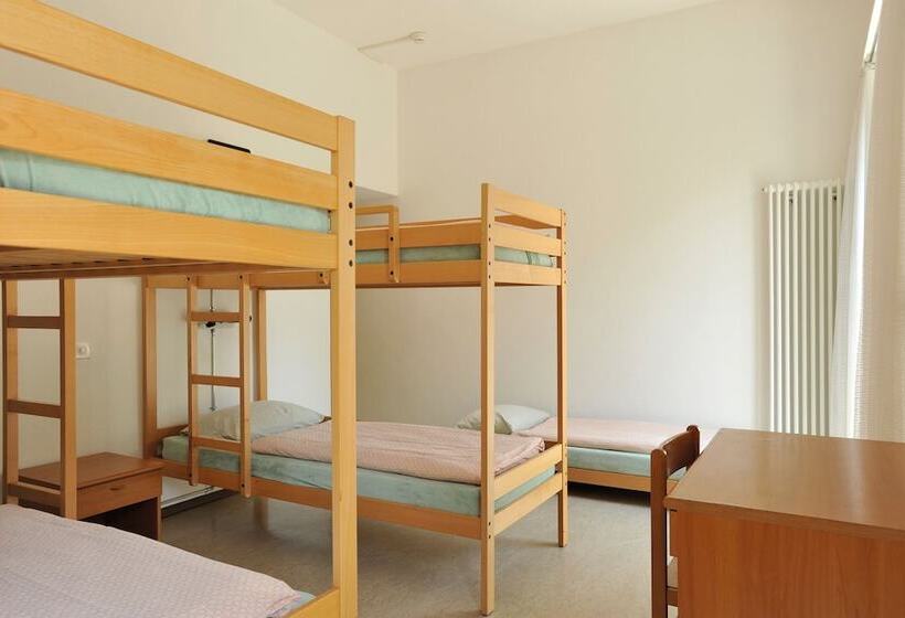 اتاق استاندارد, Locarno Youth Hostel