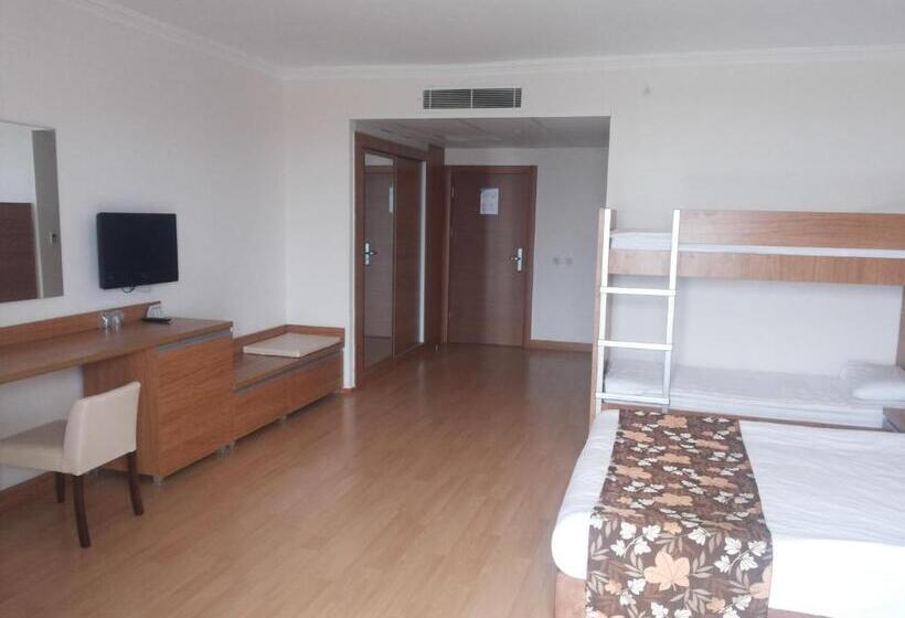 Quarto Familiar, Cenger Beach Resort Spa  All Inclusive