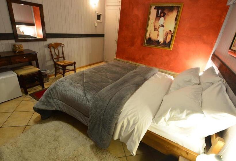 اتاق استاندارد, Aphrodite's Inn Kalavrita
