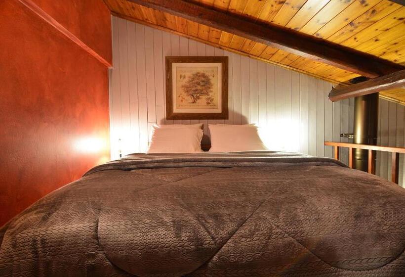سوئیت پنت هاوس, Aphrodite's Inn Kalavrita