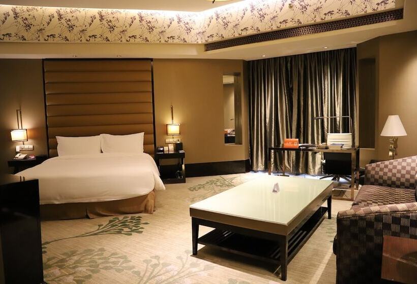 Люкс Клуб, Crowne Plaza Hefei, An Ihg