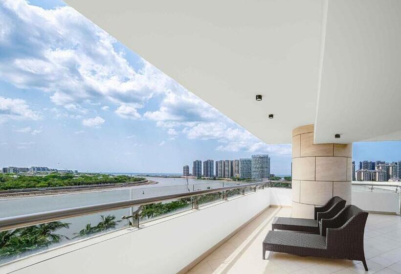 Люкс Executive Кровать Кинг, Pullman Haikou