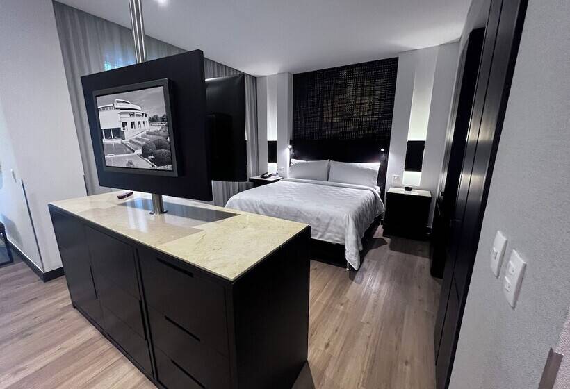 스위트, Holiday Inn Bogota Airport, An Ihg