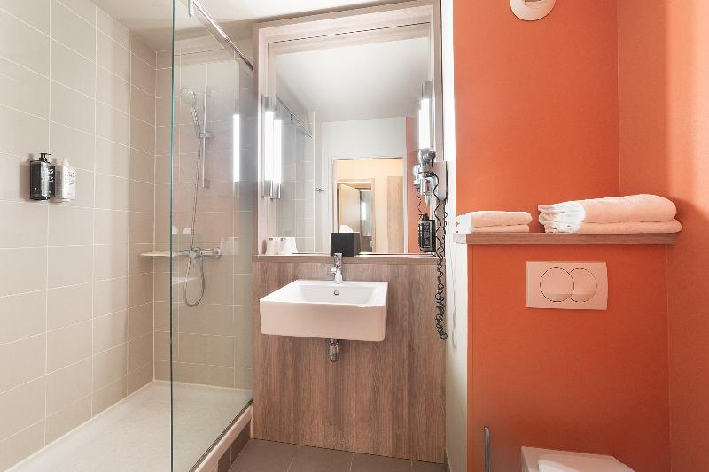 Номер Стандарт, Ibis Styles Versailles Saint Quentin En Yvelines