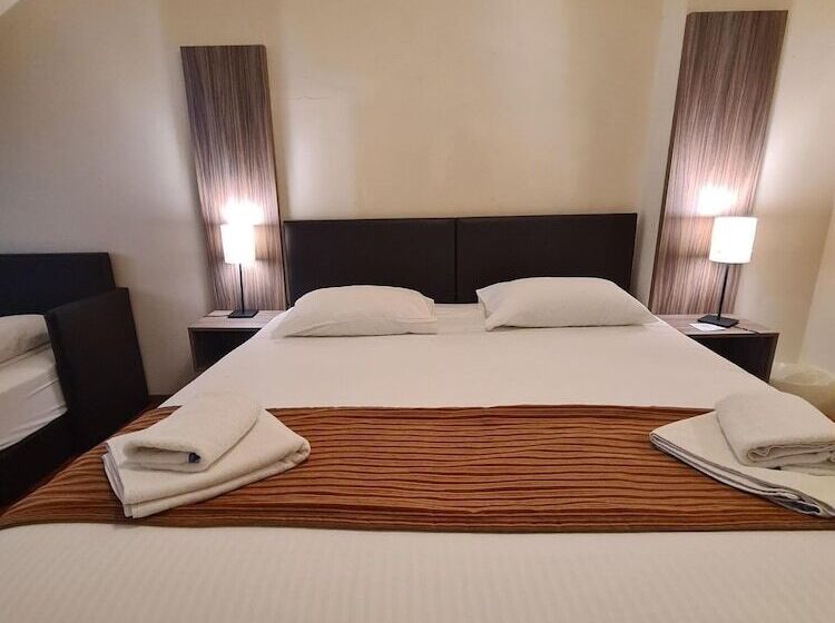 家庭间, Jubilee Hotel Troodos