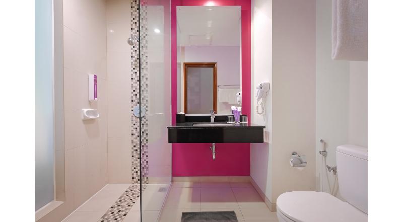 デラックスルーム, Quest Hotel Simpang Lima   Semarang By Aston