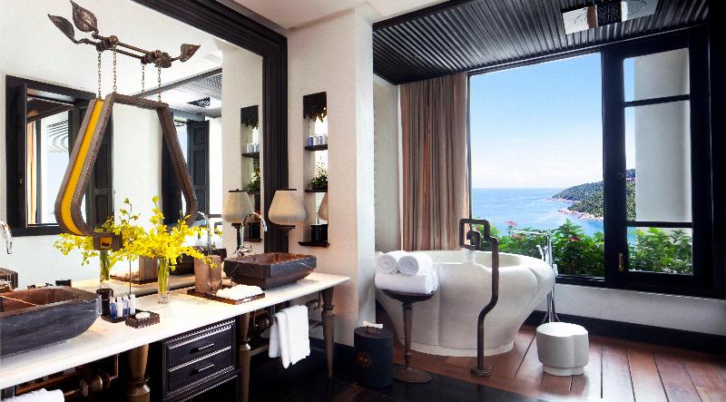 带大床的套房, Intercontinental Danang Sun Peninsula Resort, An Ihg