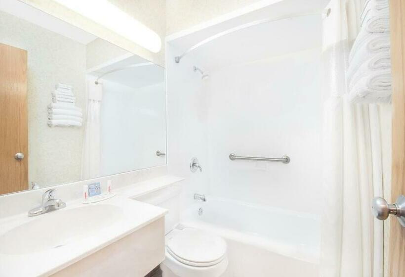 스탠다드 룸 킹사이즈 침대, Days Inn By Wyndham West Rapid City