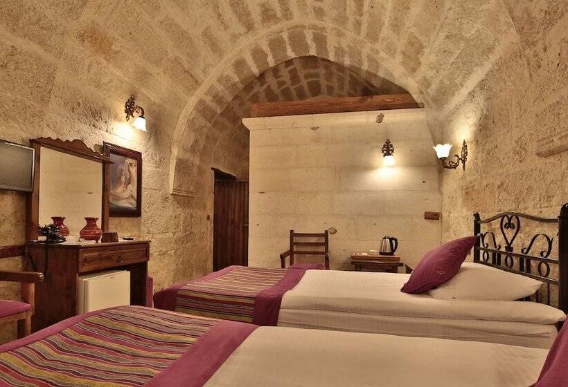 Номер Стандарт, Elif Stone House