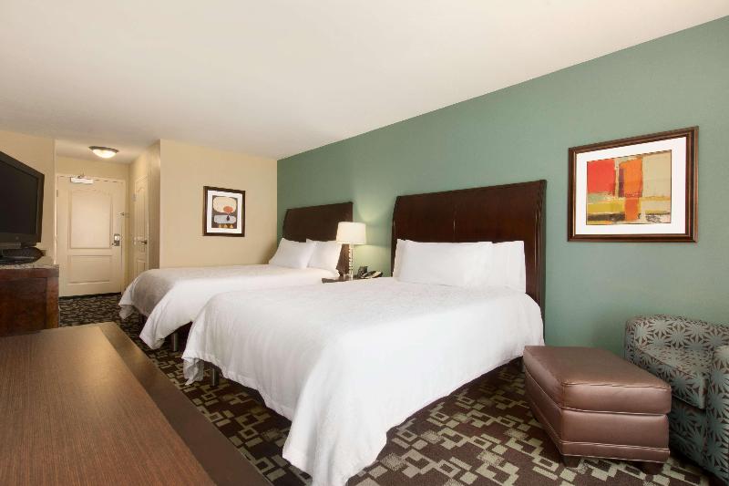 מיטת קינג בסוויטה, Hilton Garden Inn Cartersville