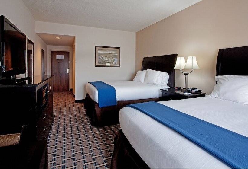 带2个双人床的标准工作室, Holiday Inn Express Hotel & Suites Hope Mills Fayetteville Airport, An Ihg