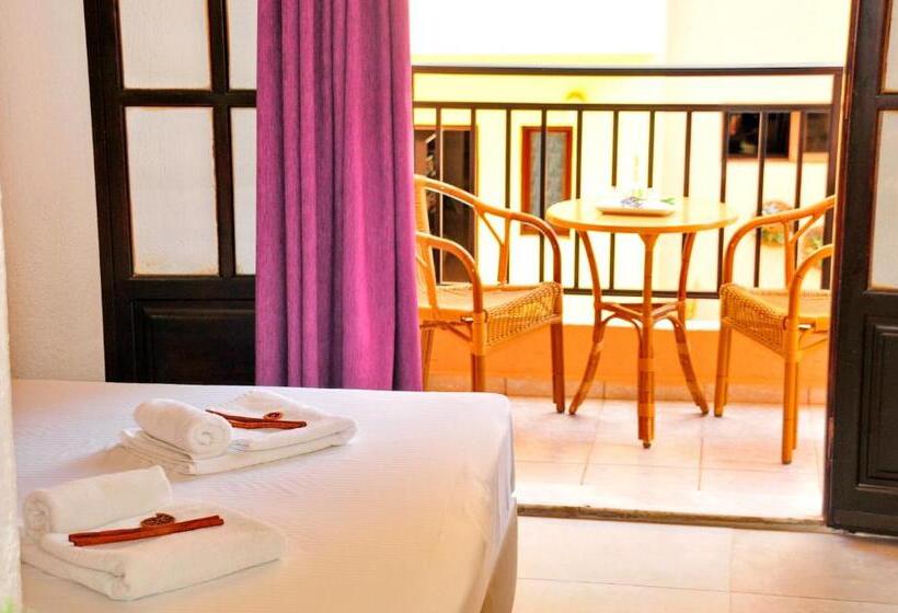 اتاق استاندارد, Cleopatra Apartments