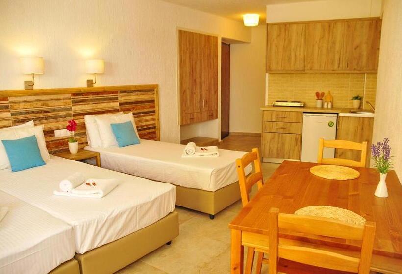 استودیوی استاندارد, Cleopatra Apartments