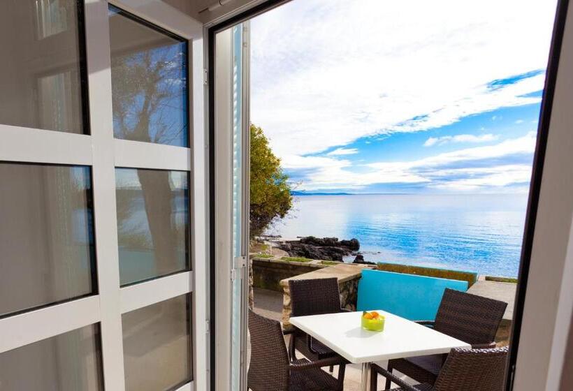 سوییت با چشم‌انداز دریا, Villa Tamaris   Hotel Resort Dražica