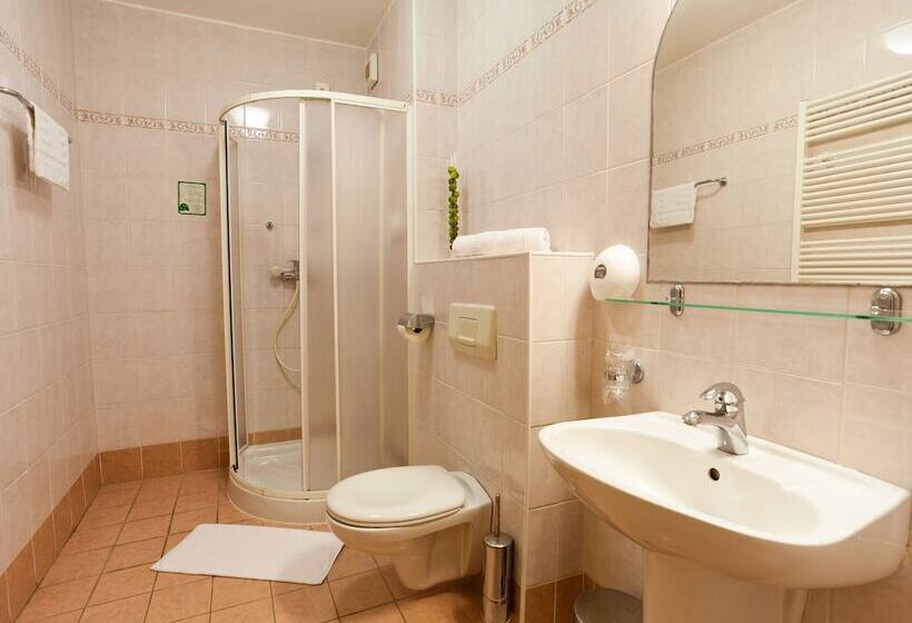סוויטה נוף לים, Villa Tamaris   Hotel Resort Dražica