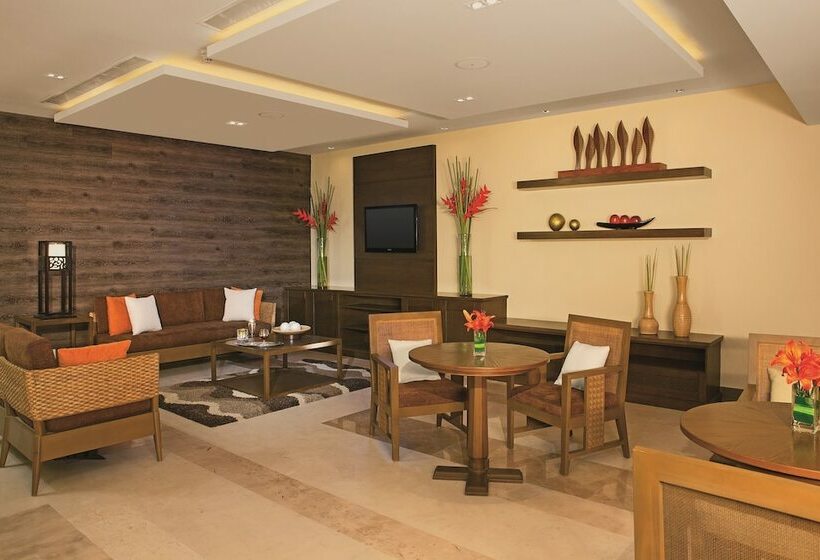 سوئیت جونیور کلوب با چشم‌انداز دریا, Dreams Vallarta Bay Resorts & Spa   All Inclusive