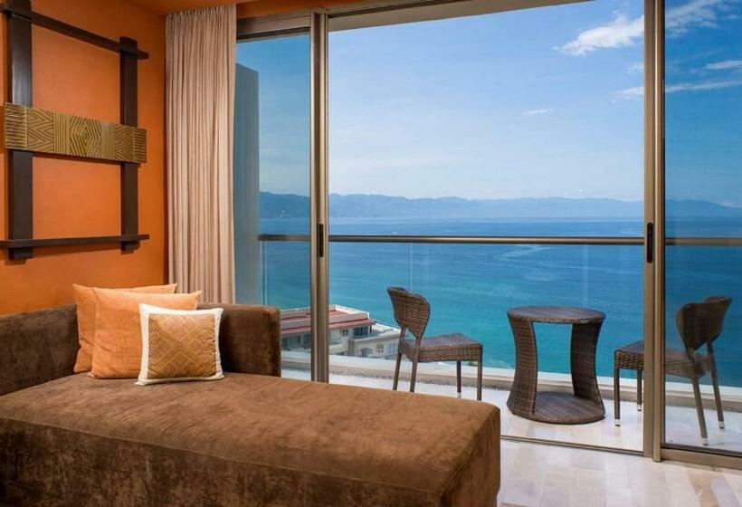 سوئیت جونیور با تخت بزرگ, Dreams Vallarta Bay Resorts & Spa   All Inclusive