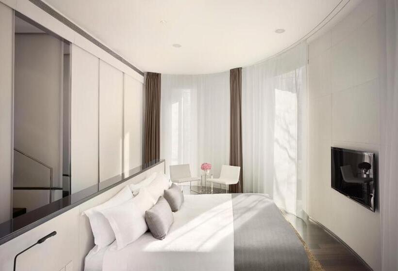 Студия Стандарт, Me London By Melia   Covent Garden