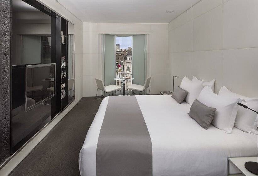 Номер Стандарт Вид на Город, Me London By Melia   Covent Garden