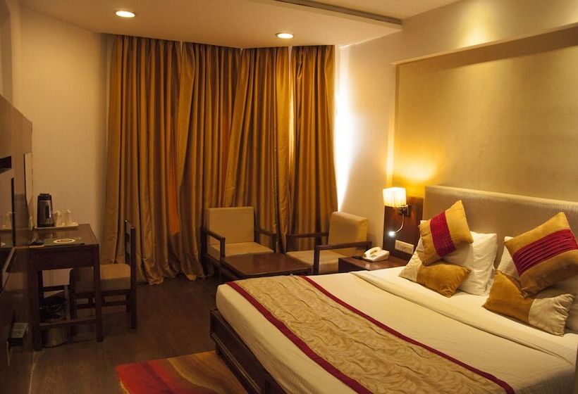 Номер Deluxe, Gwalior Regency