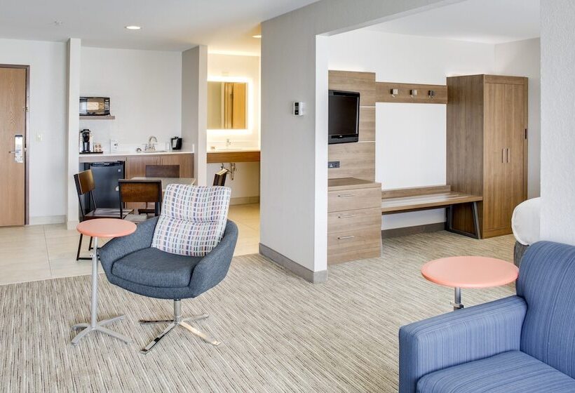 Номер Стандарт, Holiday Inn Express Hotel & Suites Chickasha, An Ihg