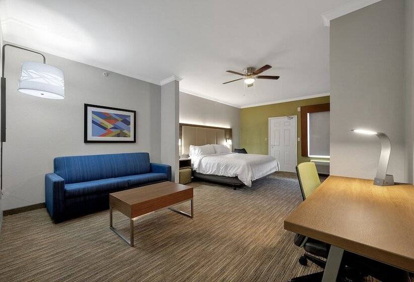 Люкс с Балконом, Holiday Inn Express Hotel & Suites Lufkin South, An Ihg