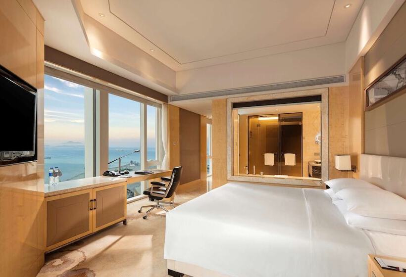 اتاق اجرایی, Hilton Dalian