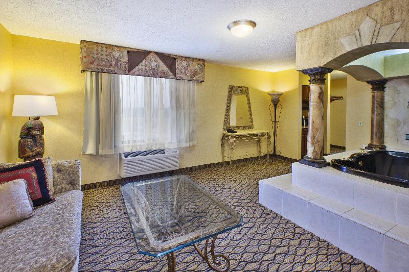 اتاق استاندارد با تخت بزرگ, Hilton Dalian