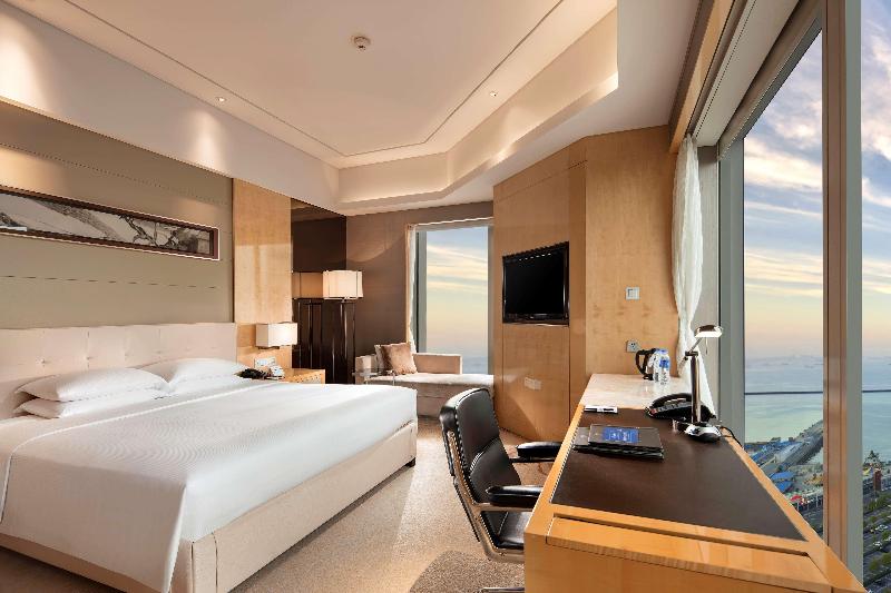 اتاق اجرایی با تخت بزرگ, Hilton Dalian