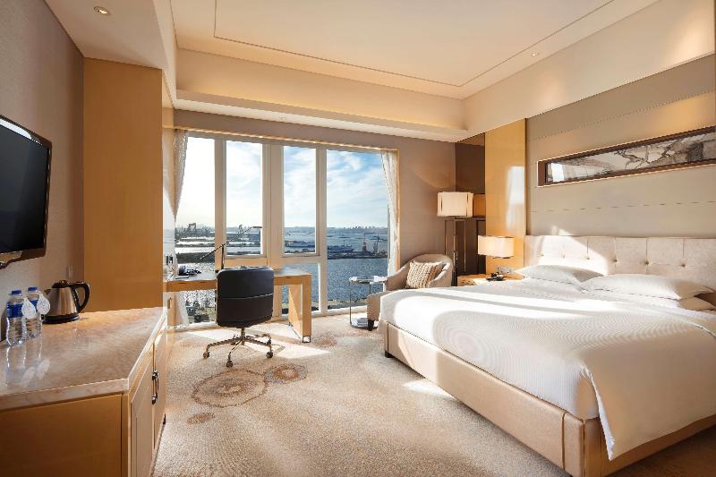 اتاق اجرایی, Hilton Dalian