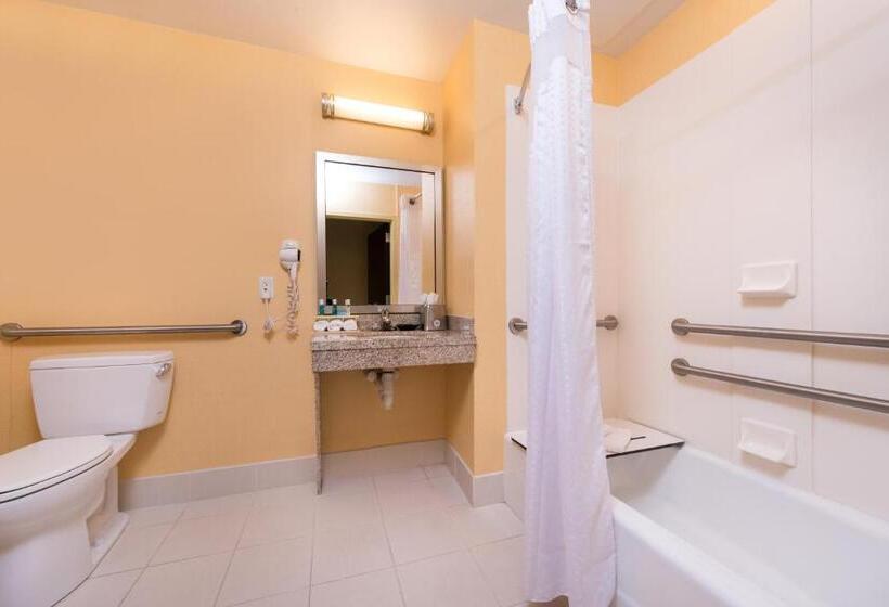 Люкс Повышенной Комфортности, Holiday Inn Express And Suites Dickson City, An Ihg