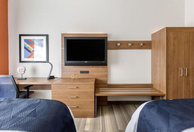 Suite, Holiday Inn Express Houston Alvin, An Ihg