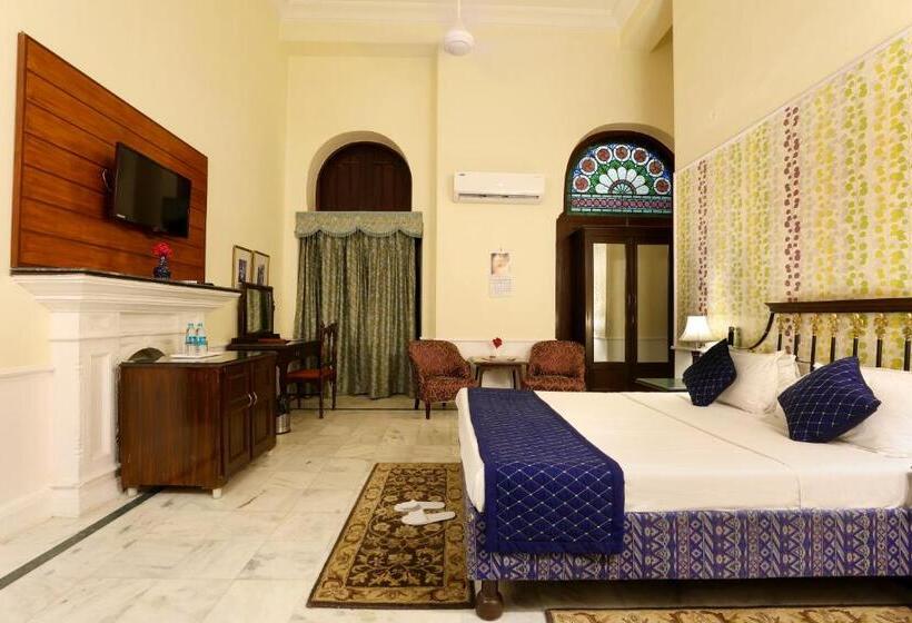 Номер Executive, The Lallgarh Palace A Heritage