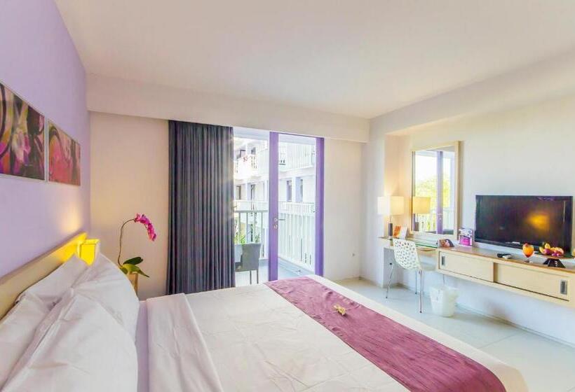 Номер Deluxe, Conjioo Hotel Kuta Managed By Mhm