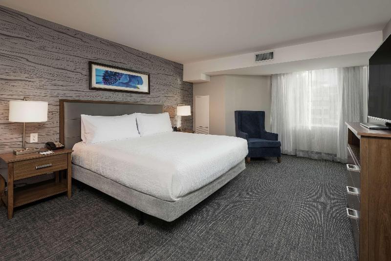 חדר דלוקס מותאם לאנשים עם מוגבלויות, Holiday Inn Houston East Channelview, An Ihg