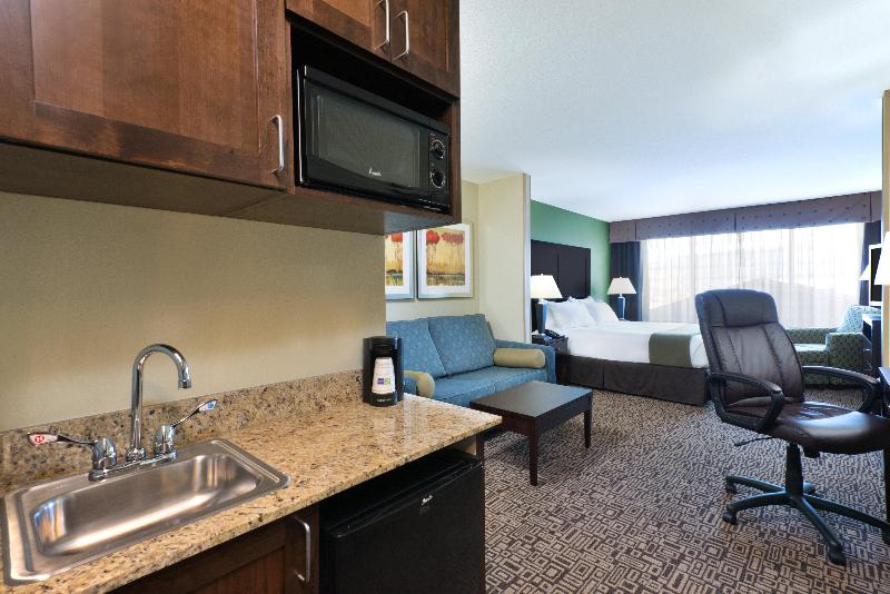 스위트 킹사이즈 침대, Holiday Inn Express Richfield, An Ihg