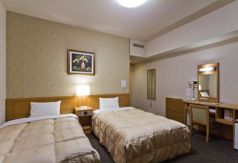 Номер Стандарт, Route Inn Tomakomai Ekimae