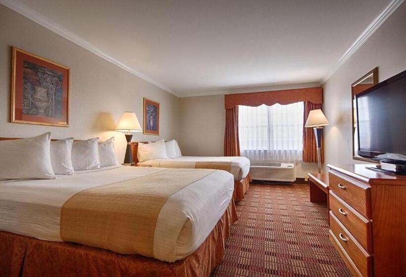 Номер Стандарт, Best Western Clubhouse Inn & Suites