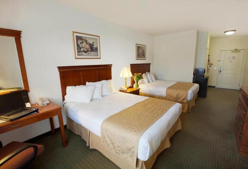 Номер Стандарт, Best Western Plus Lake Elsinore Inn & Suites