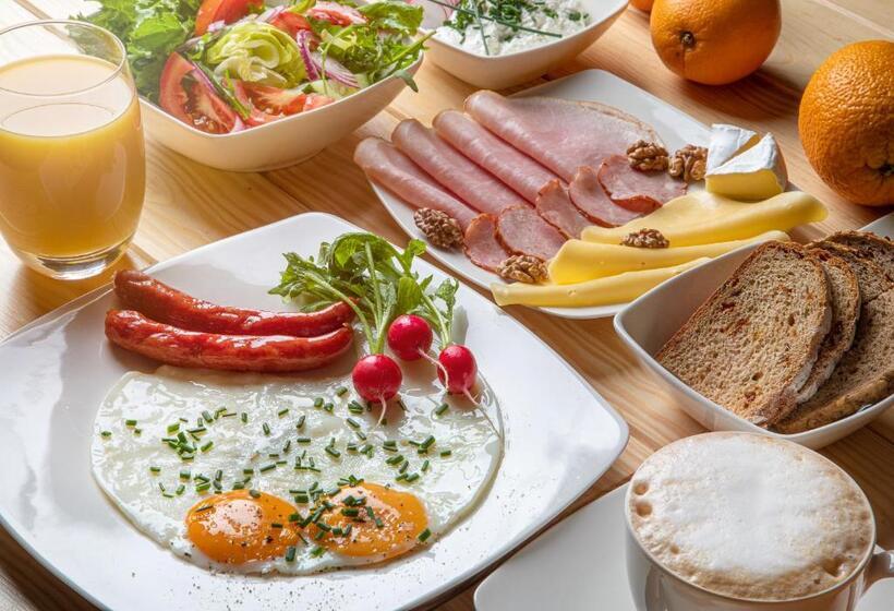 اتاق لوکس یک تخته, Blooms Inn & Apartments