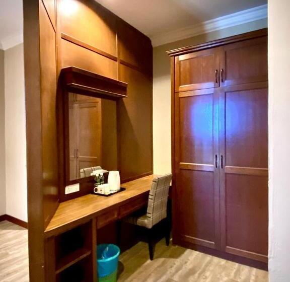 Семейный Номер, Best Star Resort
