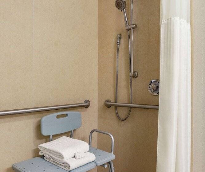 身障者適用スイートルーム, Embassy Suites By Hilton Orlando Lake Buena Vista South