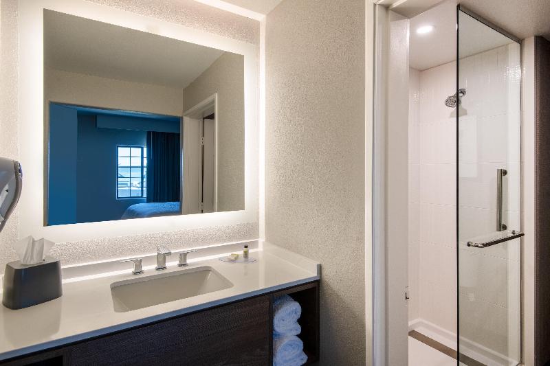 스위트, Staybridge Suites Phoenix Glendale Sports Dist, An Ihg