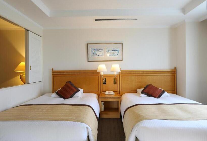Полулюкс, Wishton Hotel Yukari