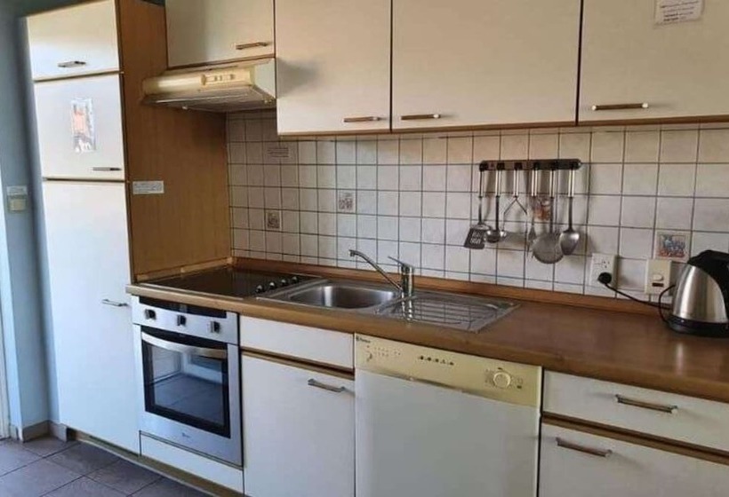 استودیوی استاندارد با تخت دوبل, Admiralty Lodge Motel